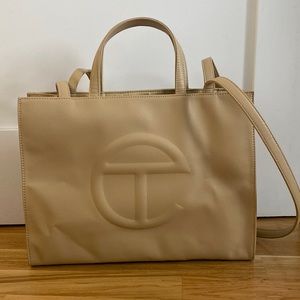 Telfar medium shopping bag.